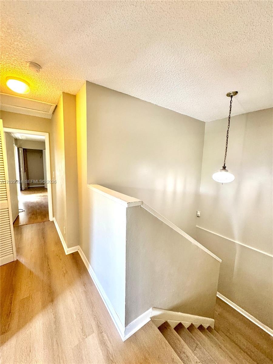 WOODLAKE VILLAGE TOWNHOME - Residential