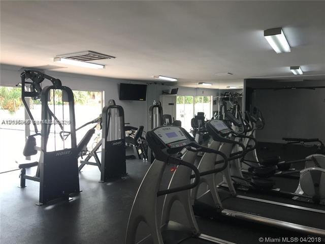 BAYVIEW PALMS CONDO - Residential