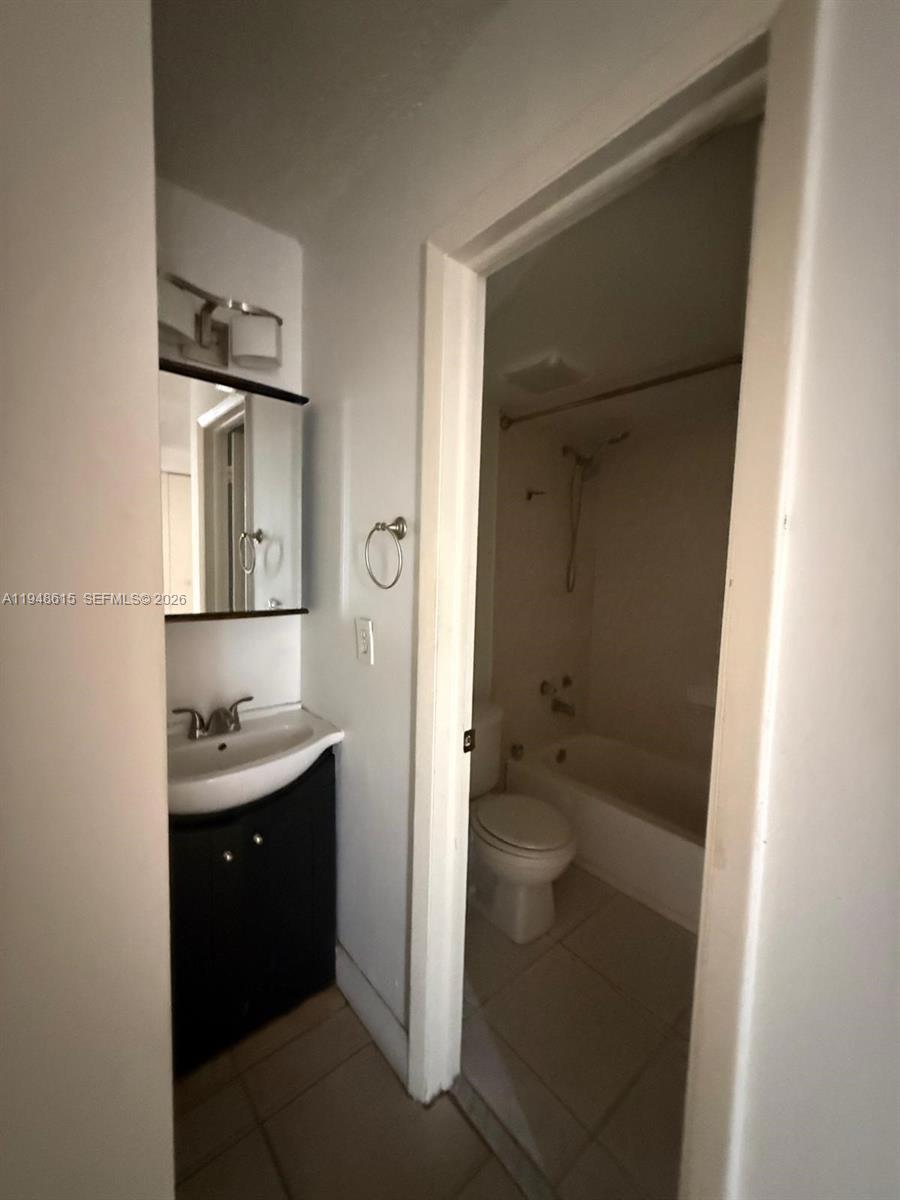 POINT SOUTH CONDO - Residential