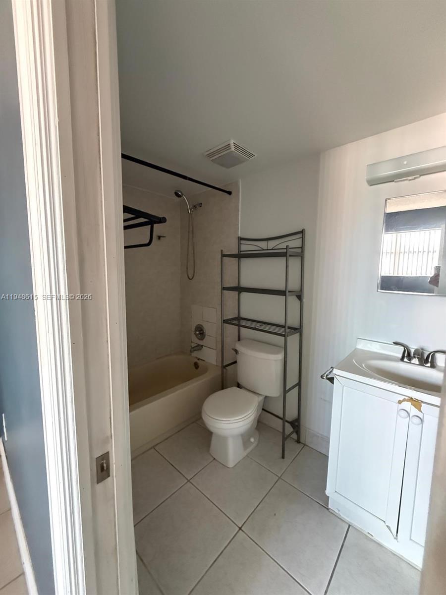 POINT SOUTH CONDO - Residential