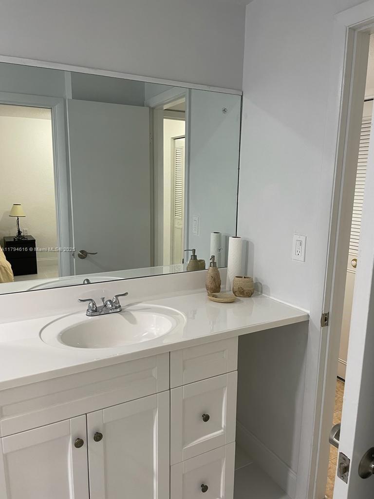 BAHIA VISTA CONDO - Residential Lease