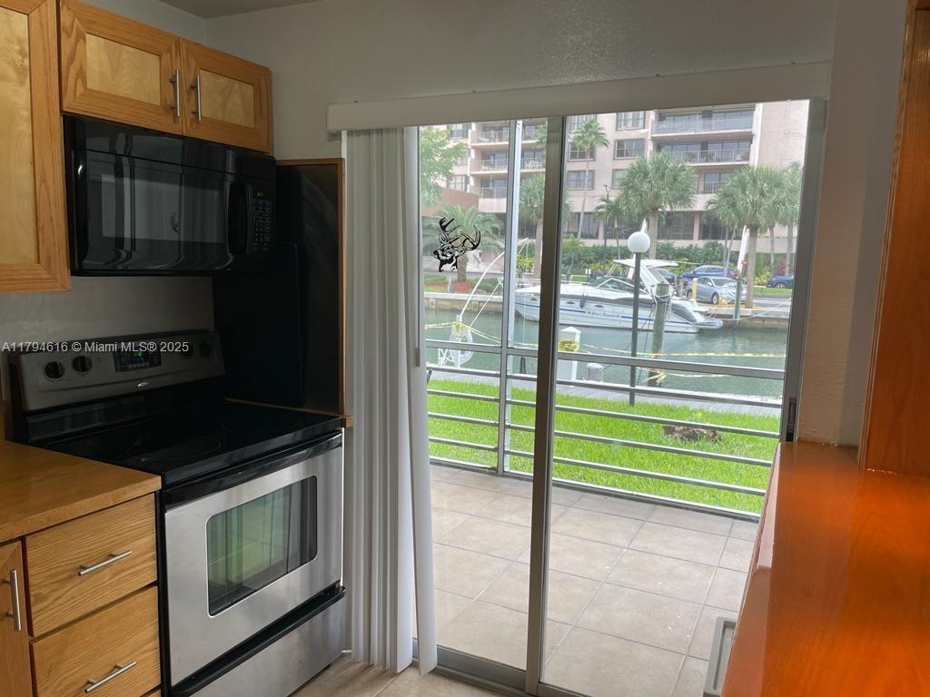 BAHIA VISTA CONDO - Residential Lease