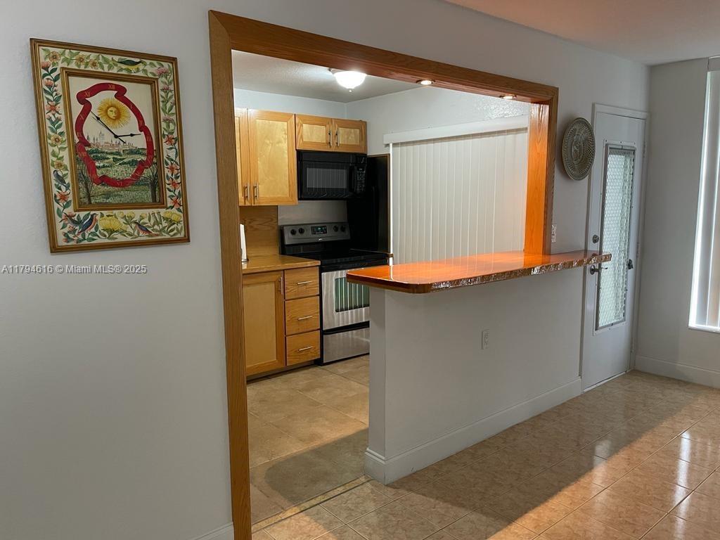 BAHIA VISTA CONDO - Residential Lease