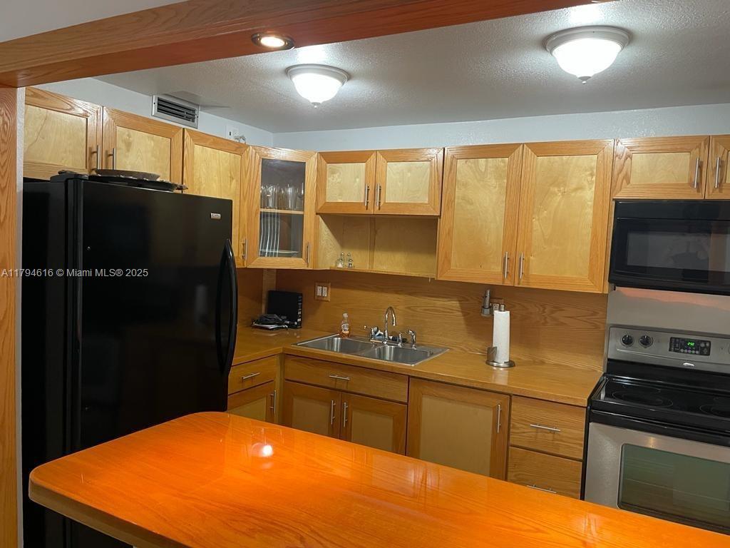 BAHIA VISTA CONDO - Residential Lease