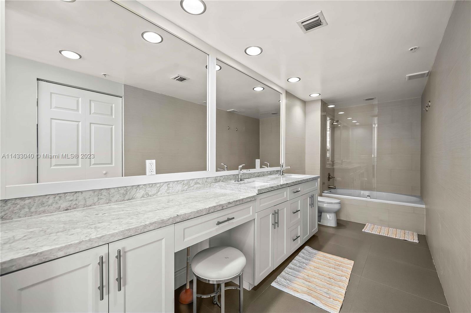 CITE CONDO - Residential Lease