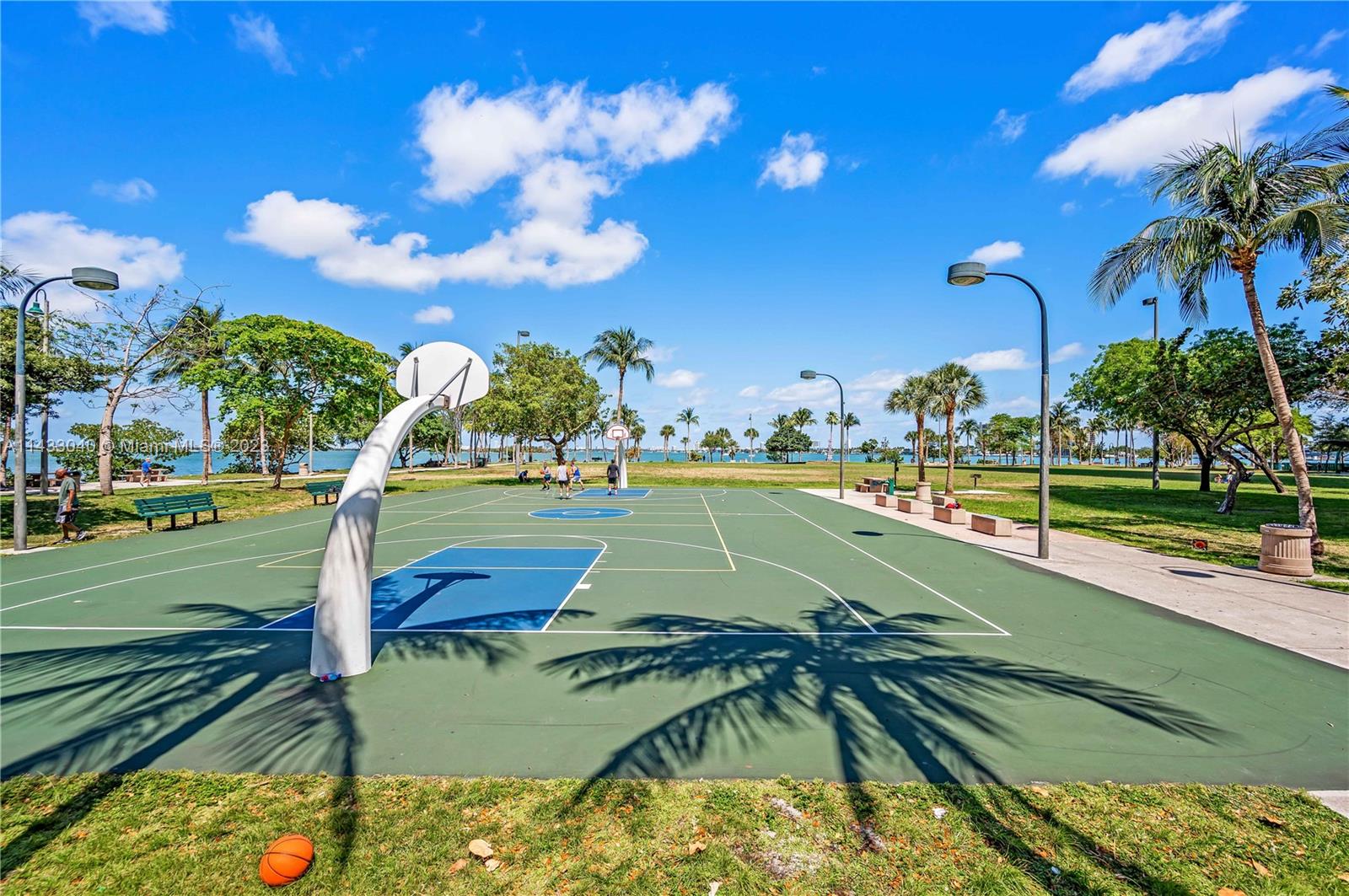 CITE CONDO - Residential Lease