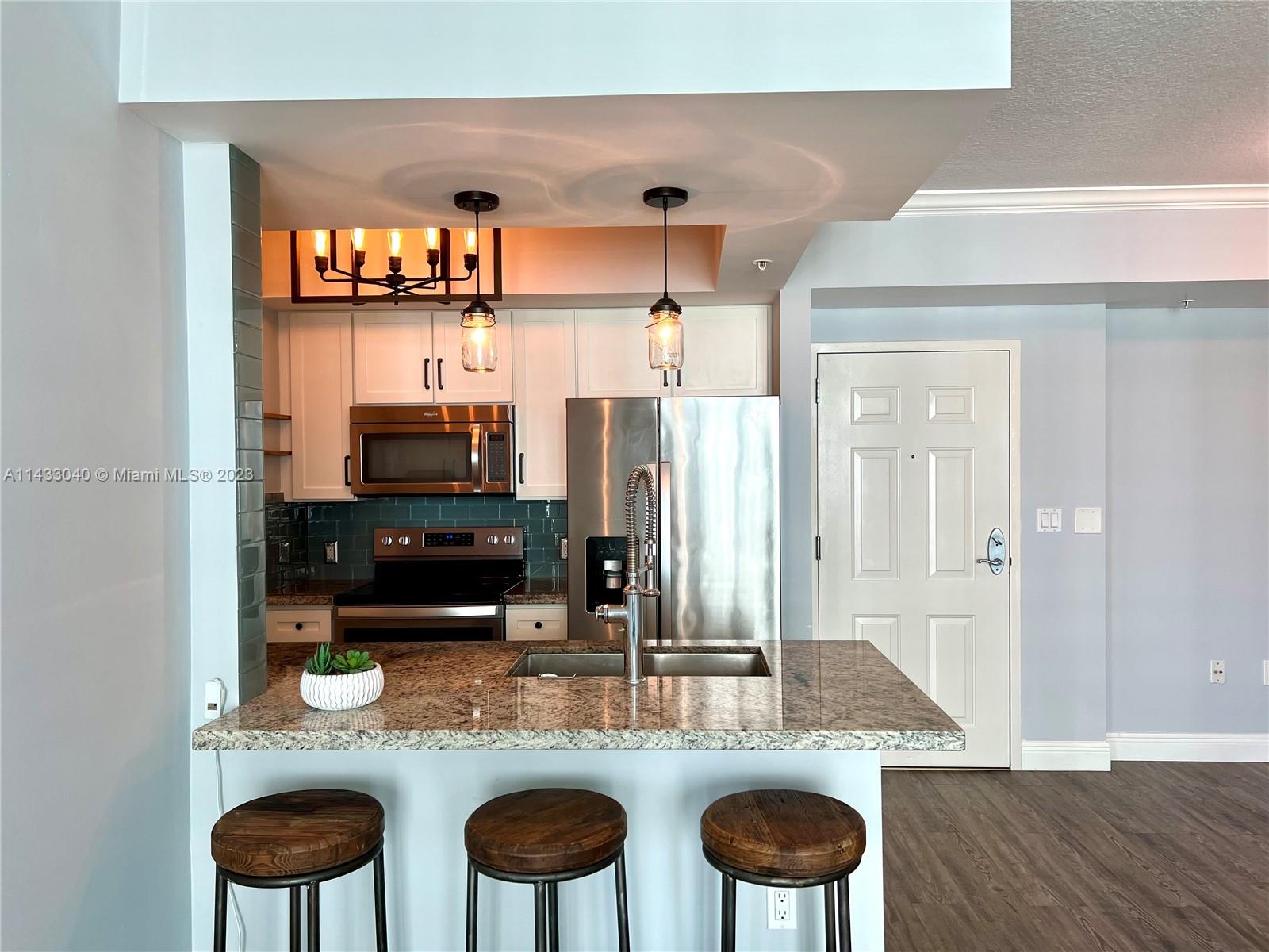 CITE CONDO - Residential Lease