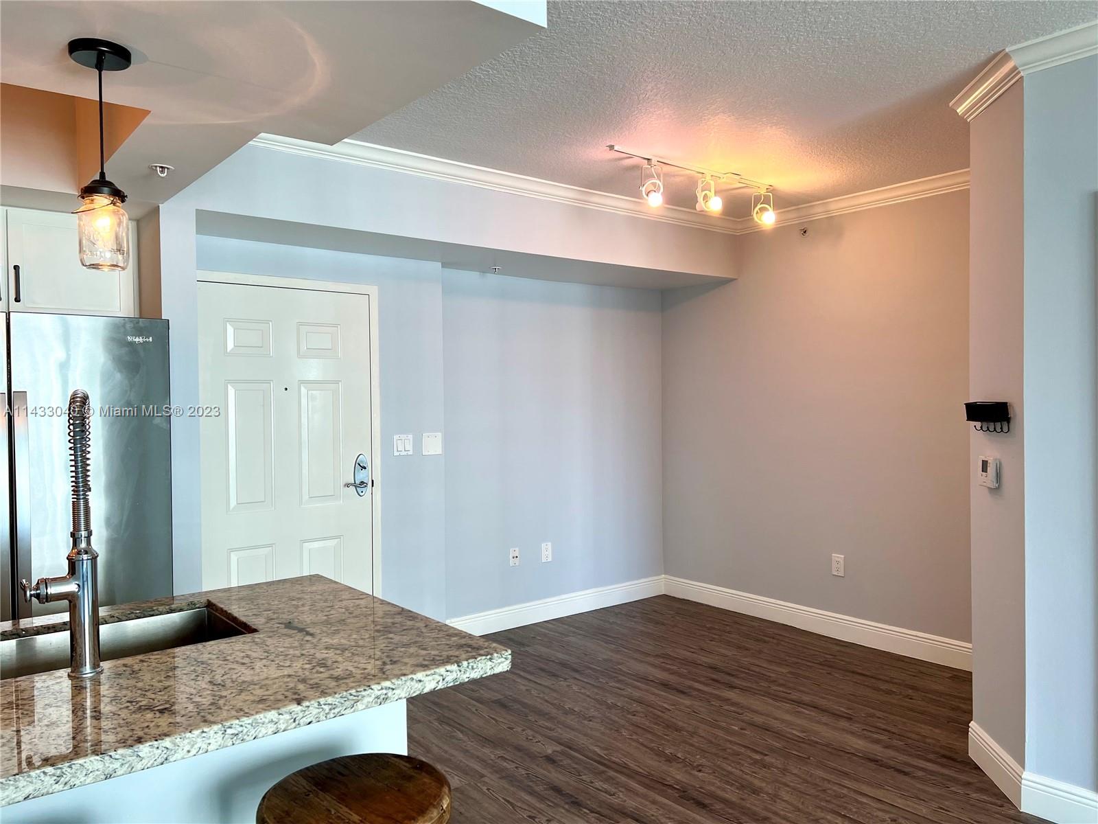 CITE CONDO - Residential Lease