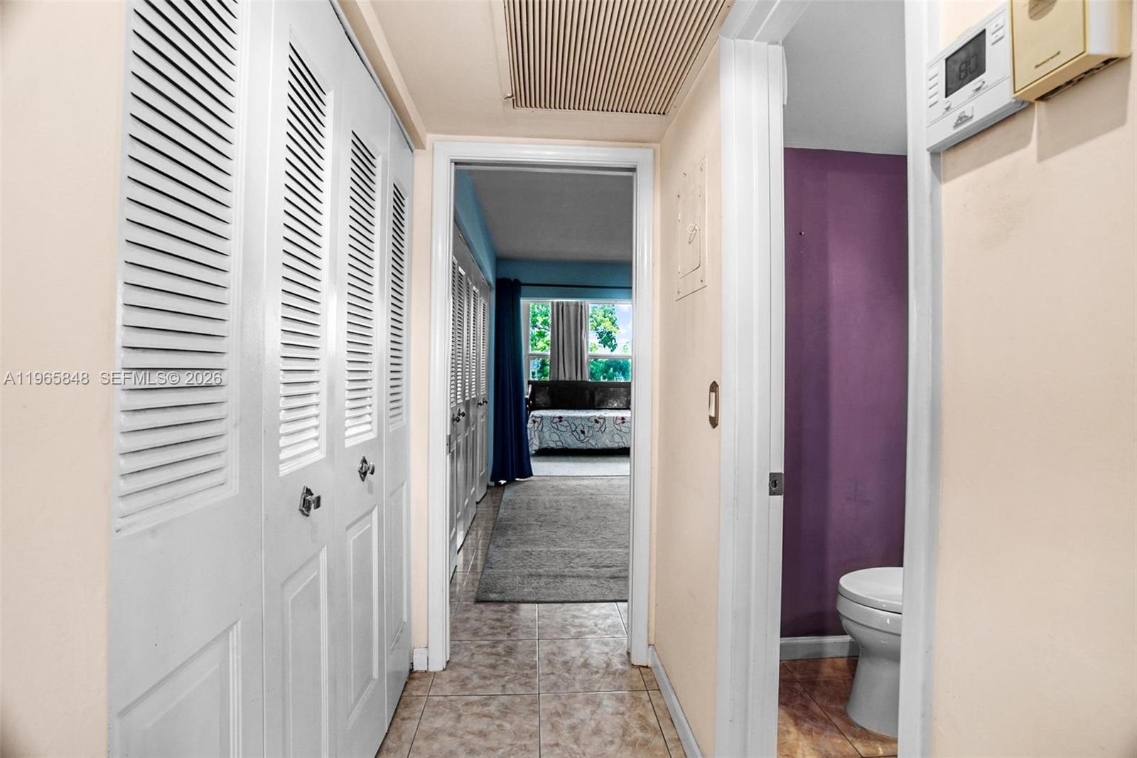 SOUTHAMPTON CONDO - Residential