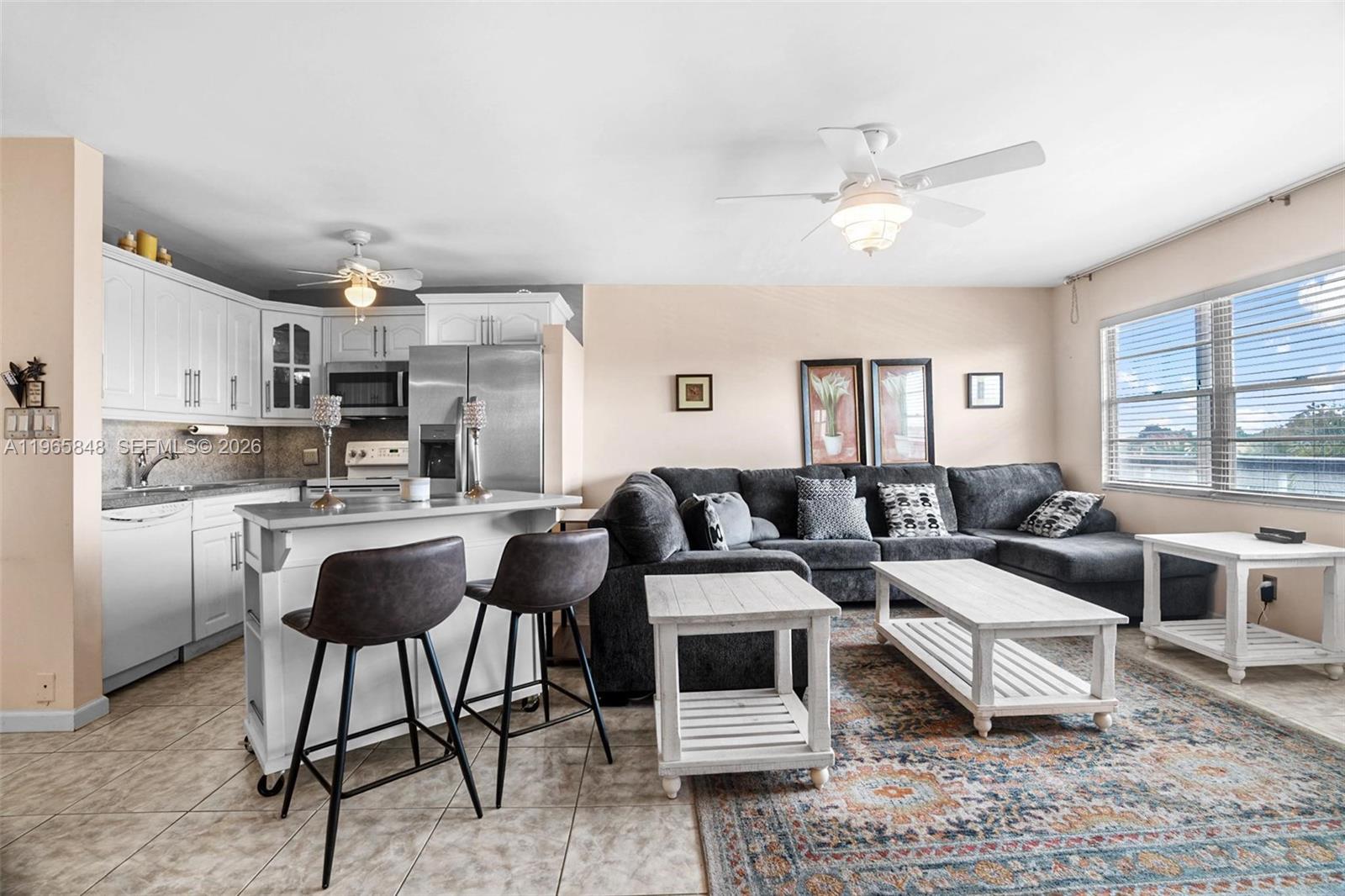 SOUTHAMPTON CONDO - Residential