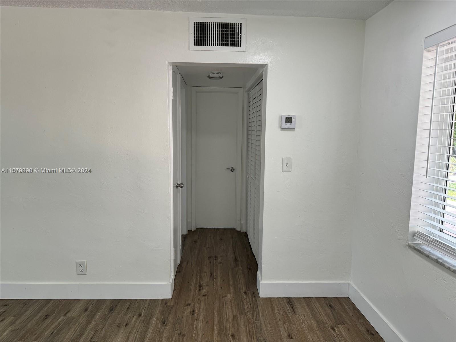 HOLLYWOOD - Residential Lease