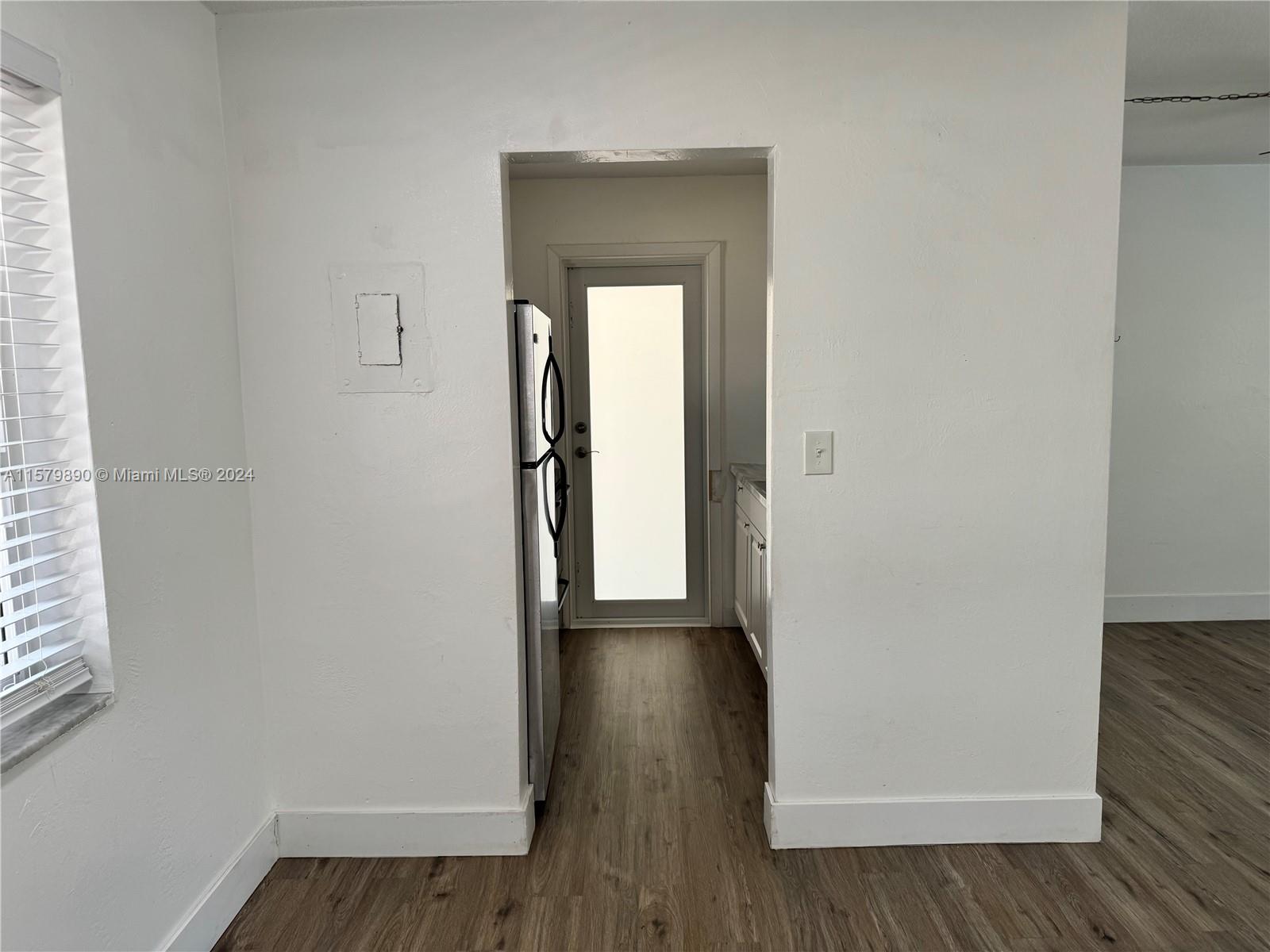 HOLLYWOOD - Residential Lease