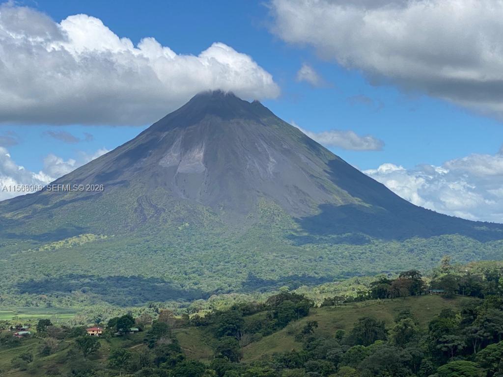 Ajauela, Costa Rica - Land
