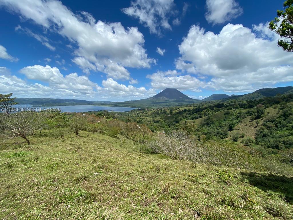 Ajauela, Costa Rica - Land