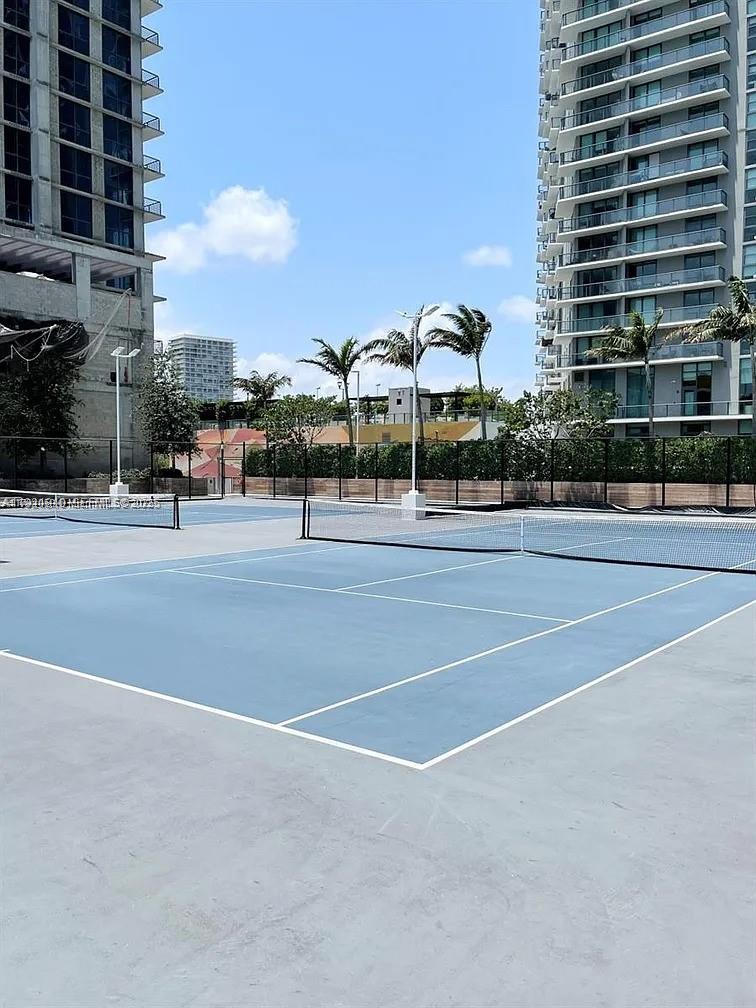 PARAISO BAY CONDO - Residential Lease