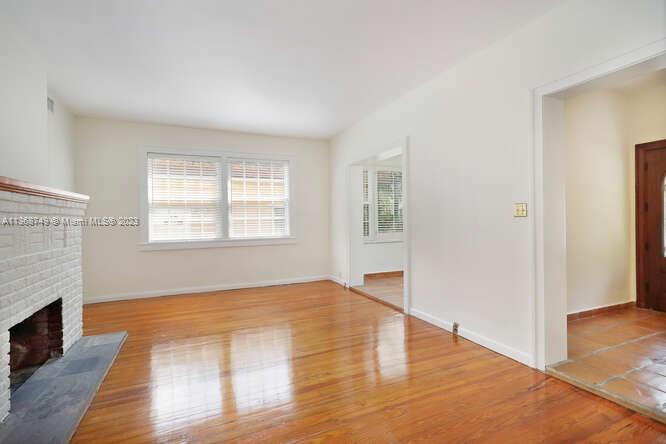 CORAL GABLES SEC E - Residential Lease