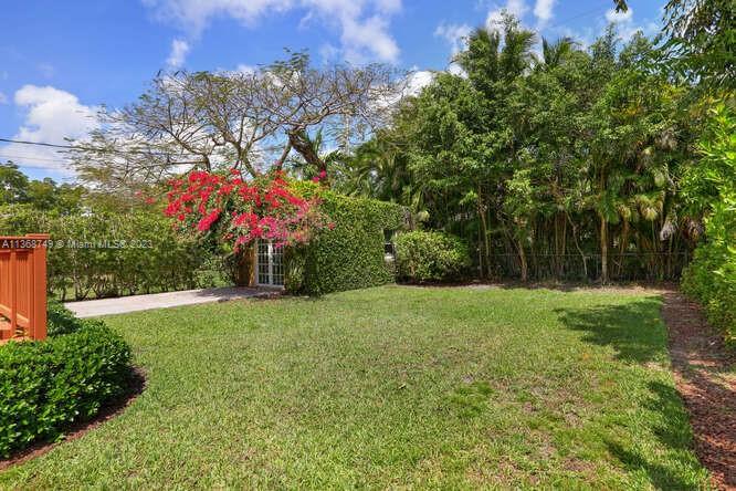 CORAL GABLES SEC E - Residential Lease