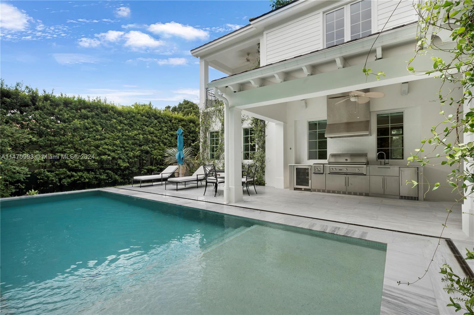 C GABLES RIVIERA SEC PT 1 - Residential