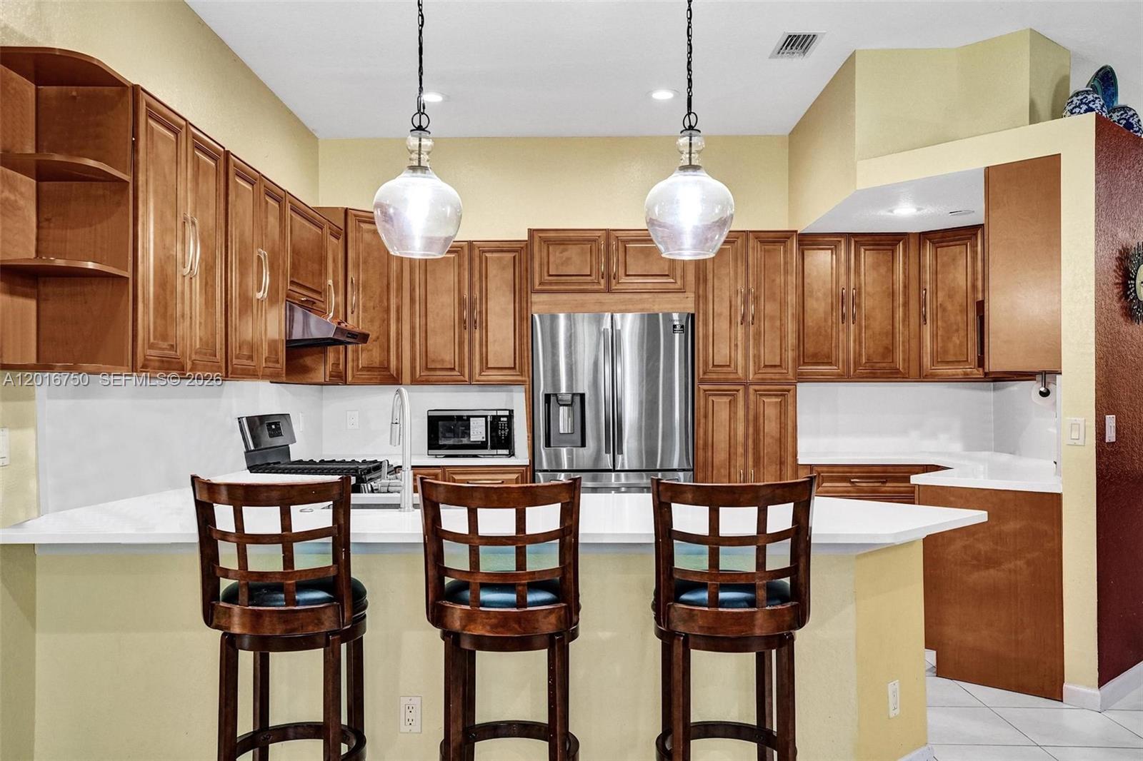 DAVIE COUNTRY ESTATES - Residential