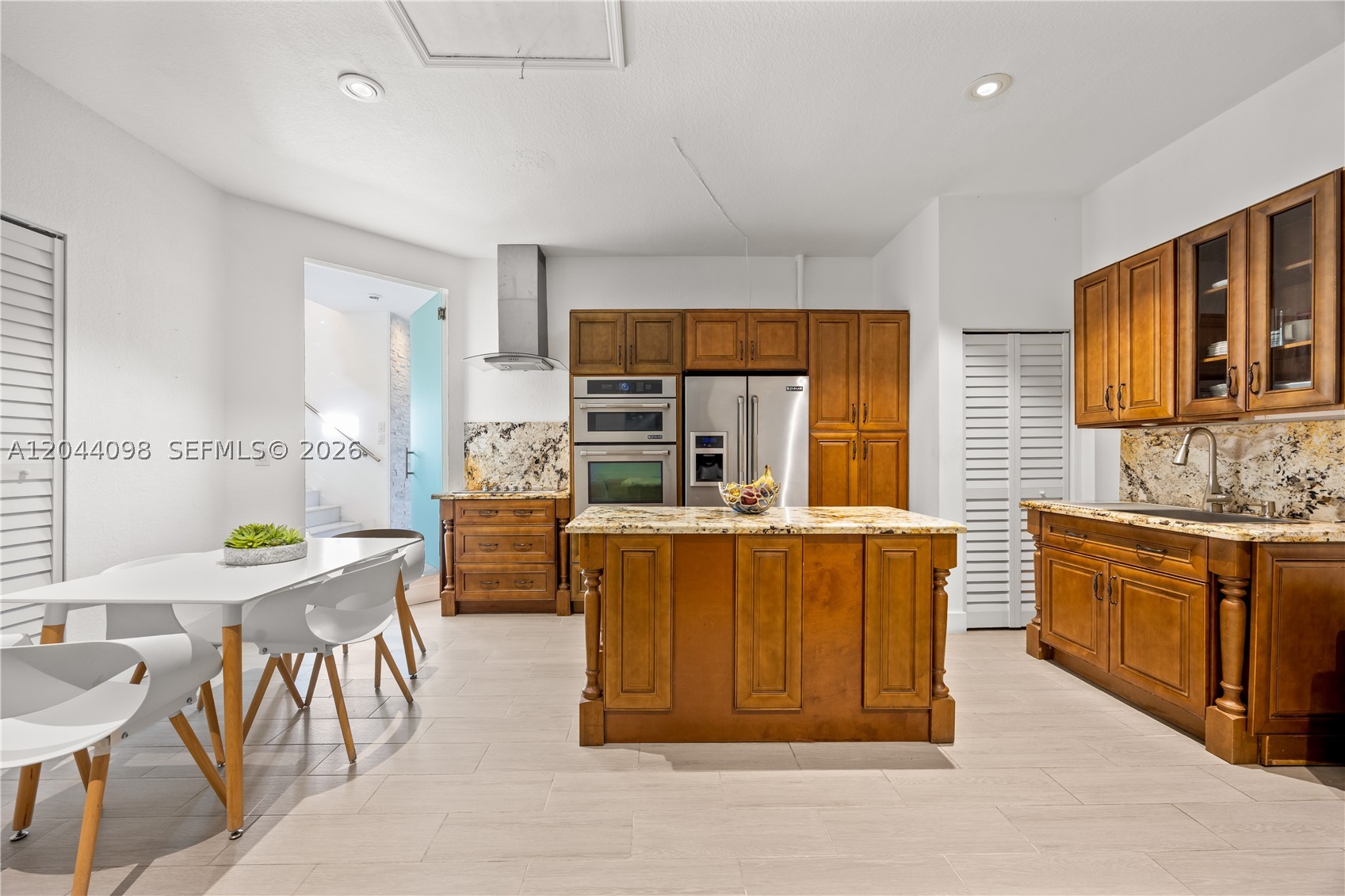 KENDALL BREEZE - Residential