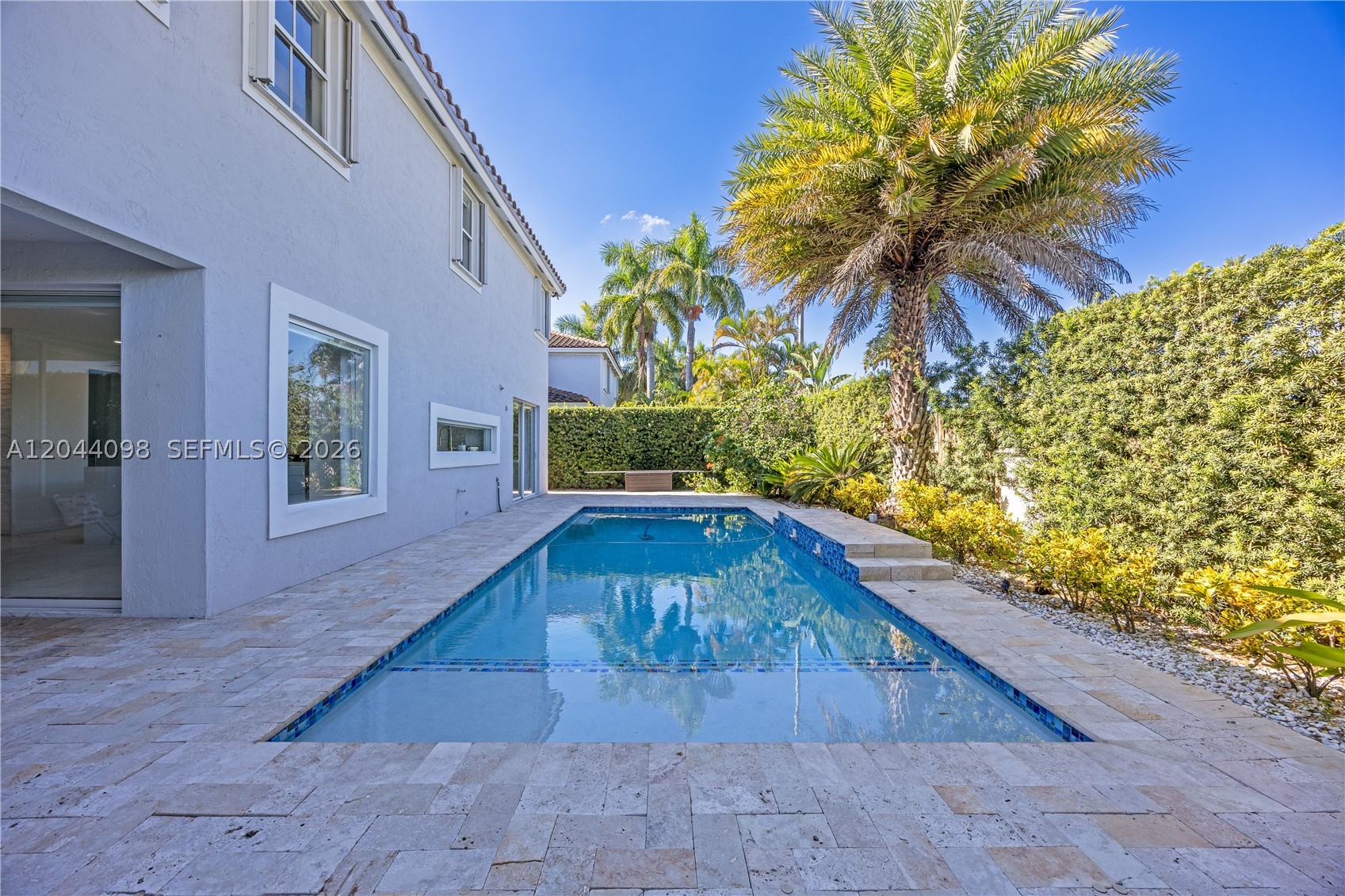 KENDALL BREEZE - Residential
