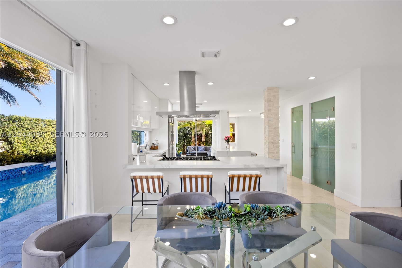 KENDALL BREEZE - Residential