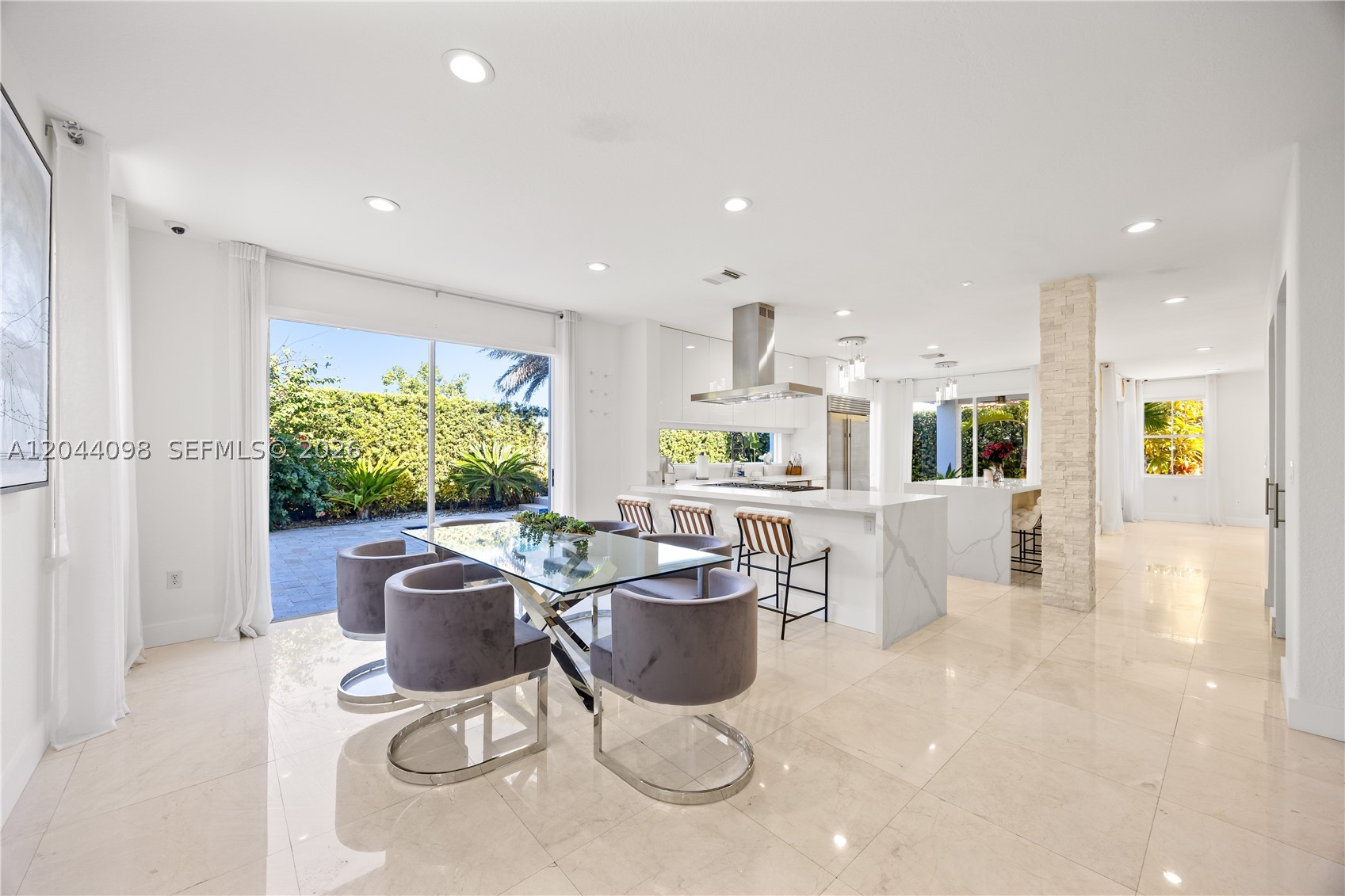 KENDALL BREEZE - Residential