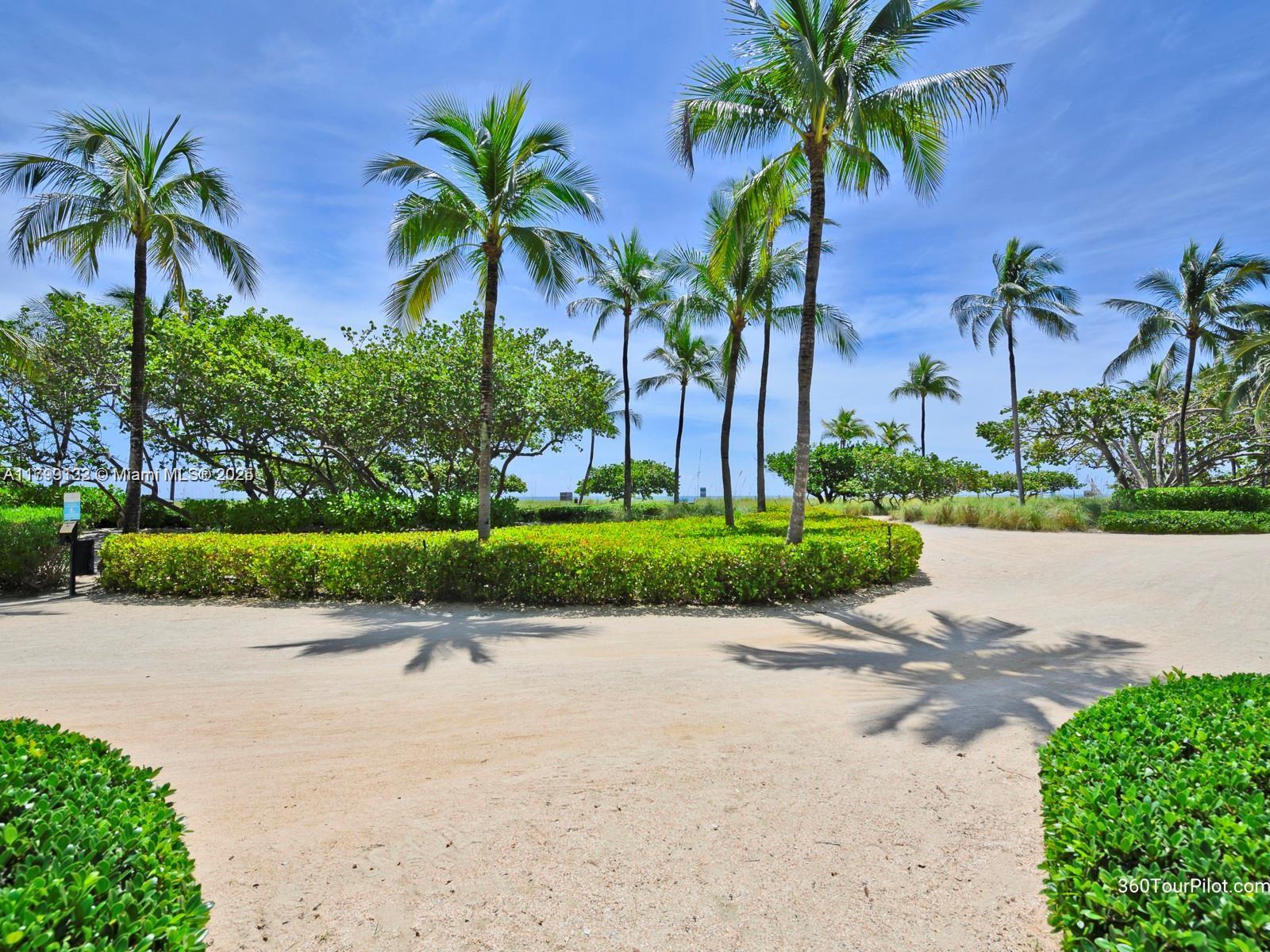 THE PALACE AT BAL HARBOUR - Residential
