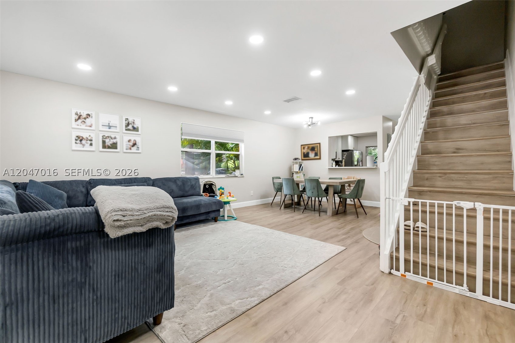 S & R OF INVERRARY - Residential Lease