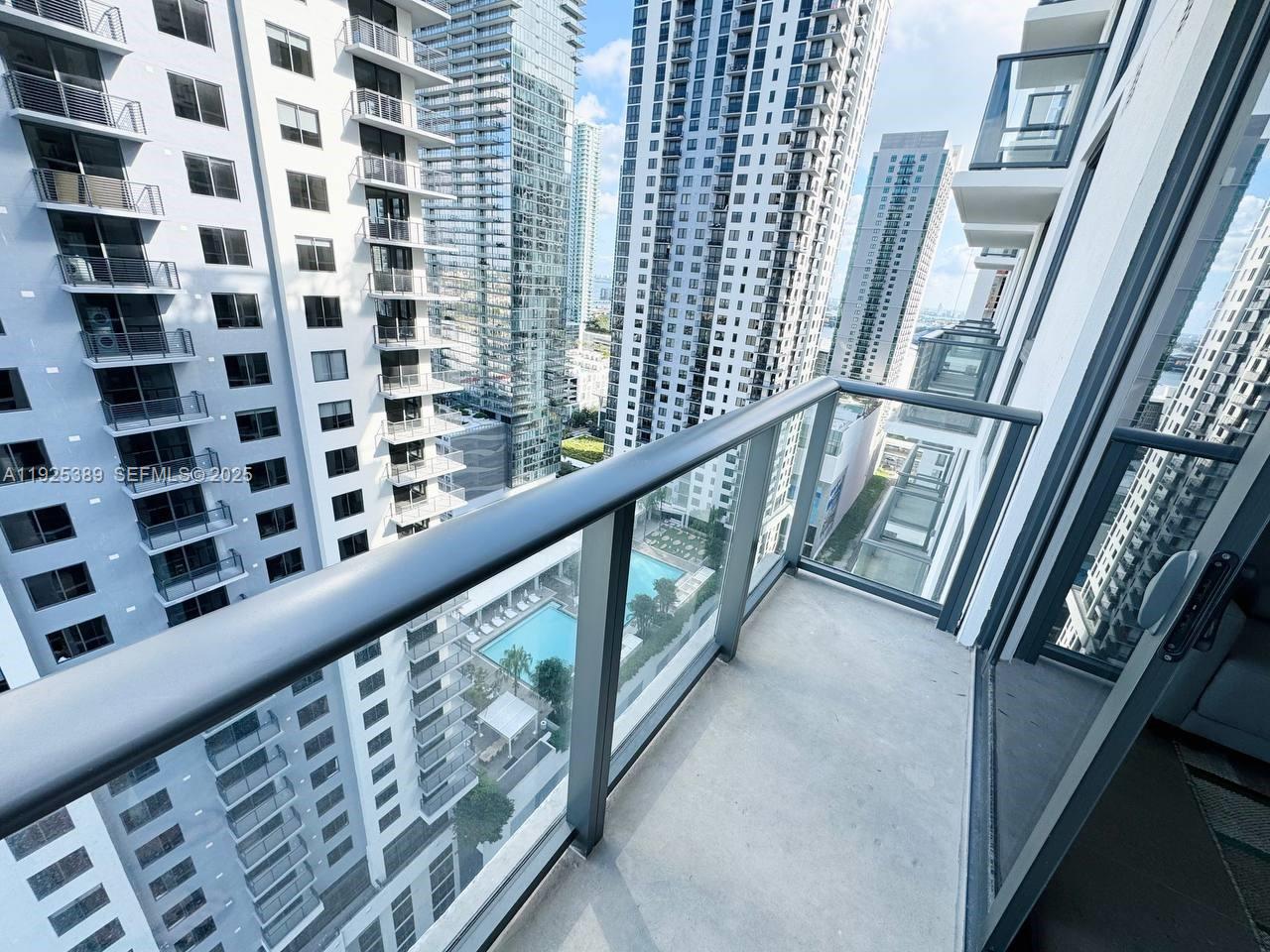 Crosby Miami World Center - Residential