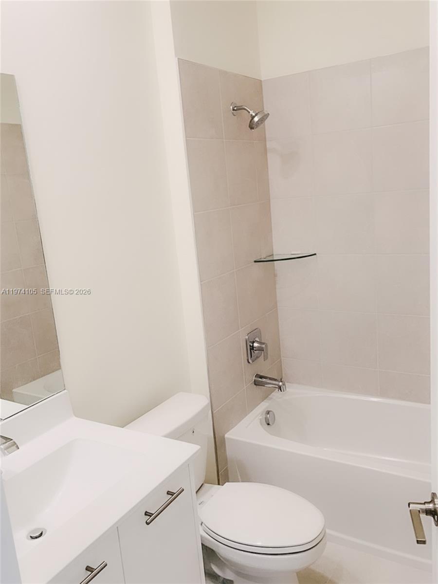 LANDMARK AT DORAL CONDO N - Residential Lease