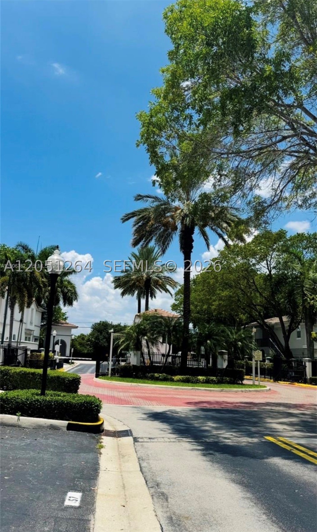 VILLAS AT NAUTICA ONE CON - Residential