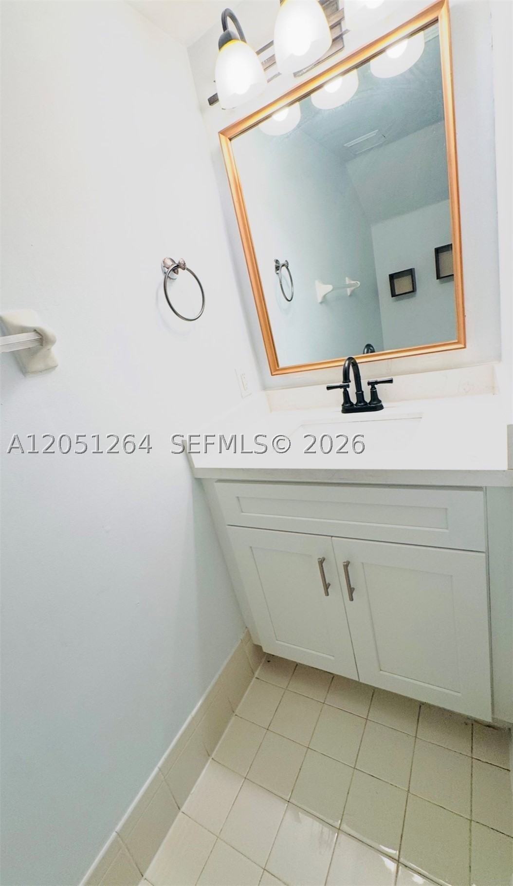 VILLAS AT NAUTICA ONE CON - Residential