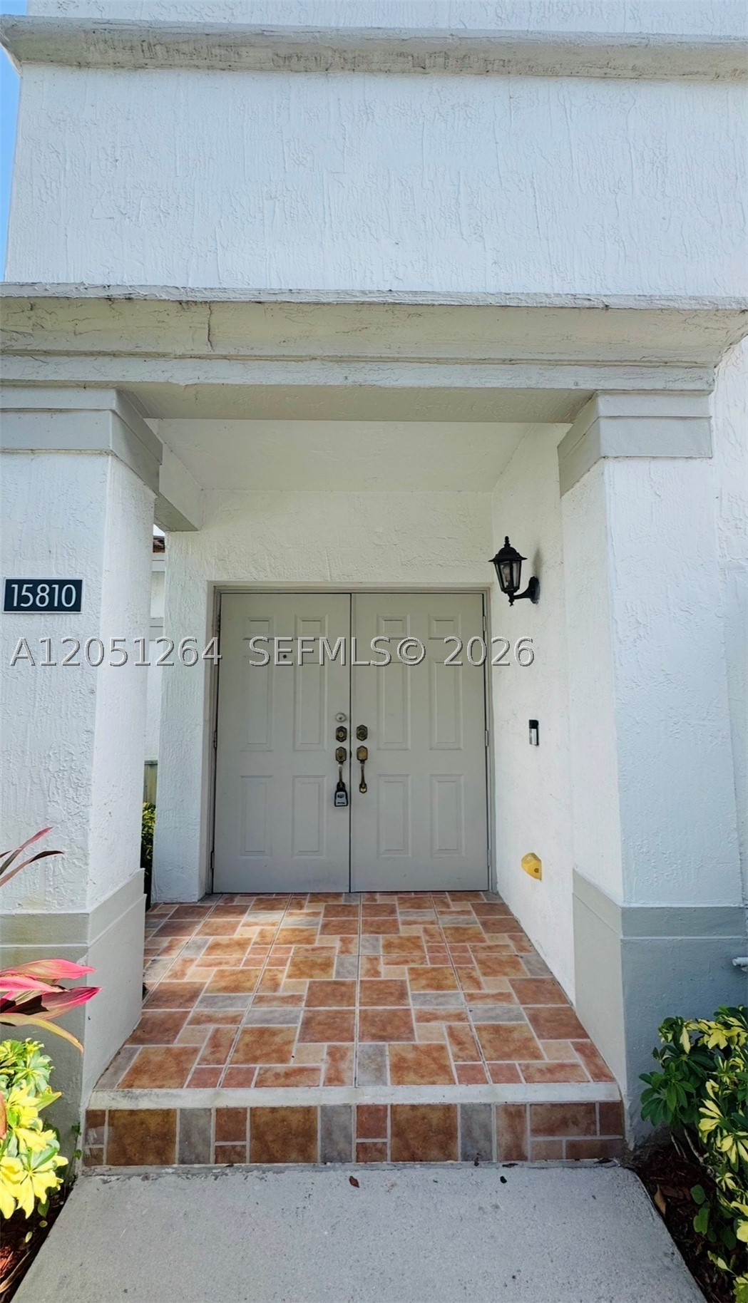 VILLAS AT NAUTICA ONE CON - Residential