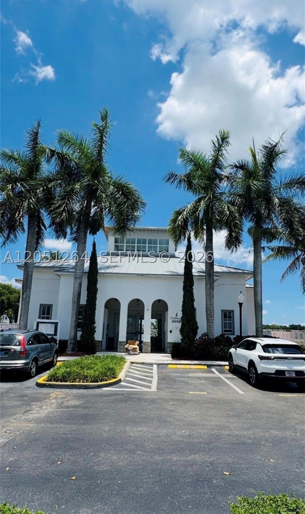 VILLAS AT NAUTICA ONE CON - Residential