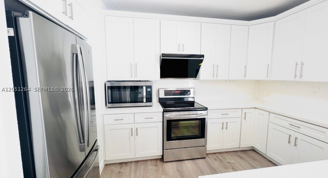 VILLAS AT NAUTICA ONE CON - Residential