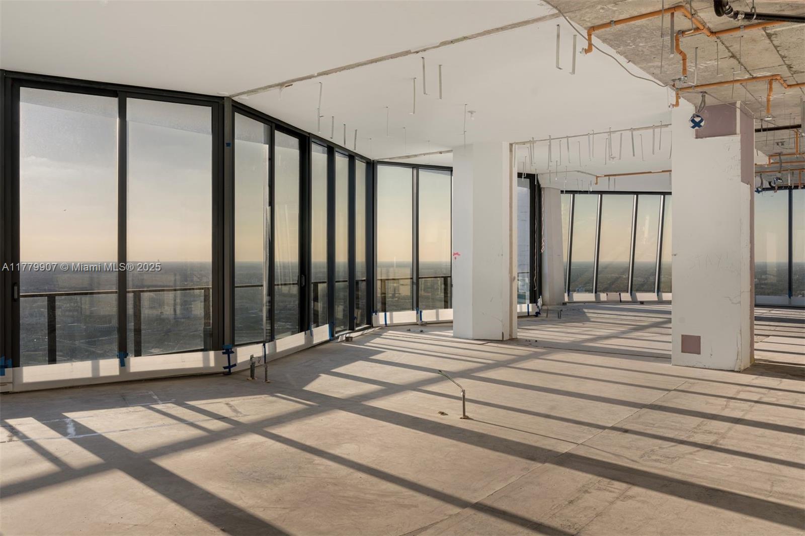 ONE THOUSAND MUSEUM CONDO - Residential