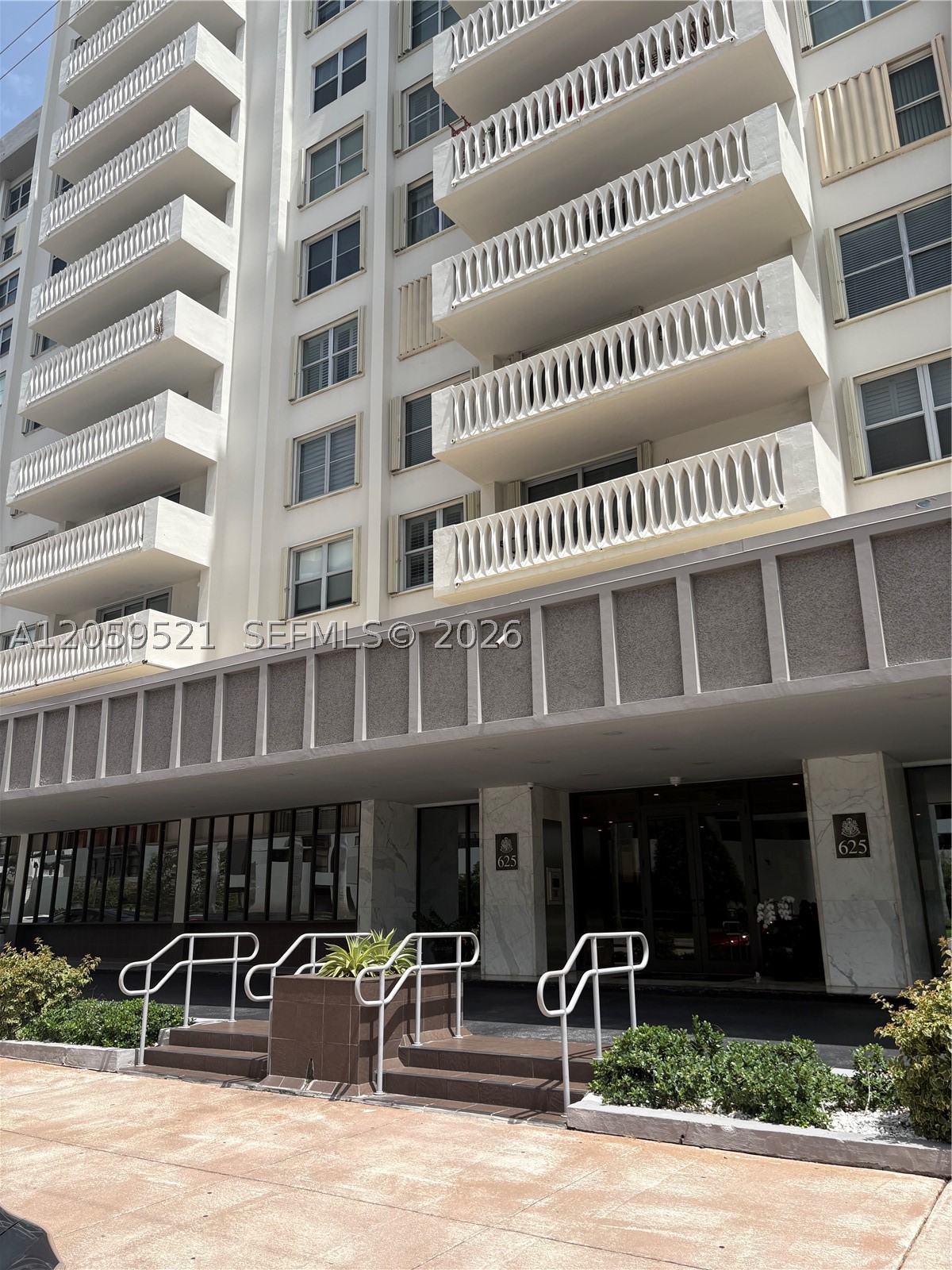In the heart of Coral Gables.   Super spacious bright condo very spacious 2/2 plus den across the street to Granada Golf Course and walk to Miracle Mile and the finest restaurants and shopping .  New S/S appliances and new floors.  2 parking spaces. unit clear of any assessment just the maintenace fee.
24 Hr concierge and doorman service.   Vacant and ready to go.