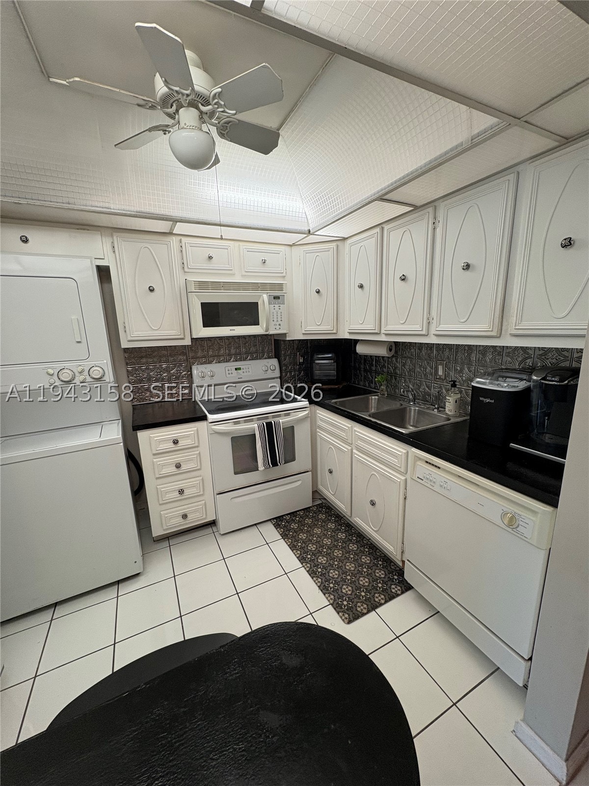 CYPRESS CLUB CONDO - Residential