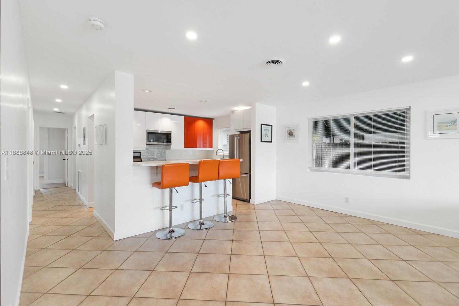 HOLLYWOOD - Residential Lease