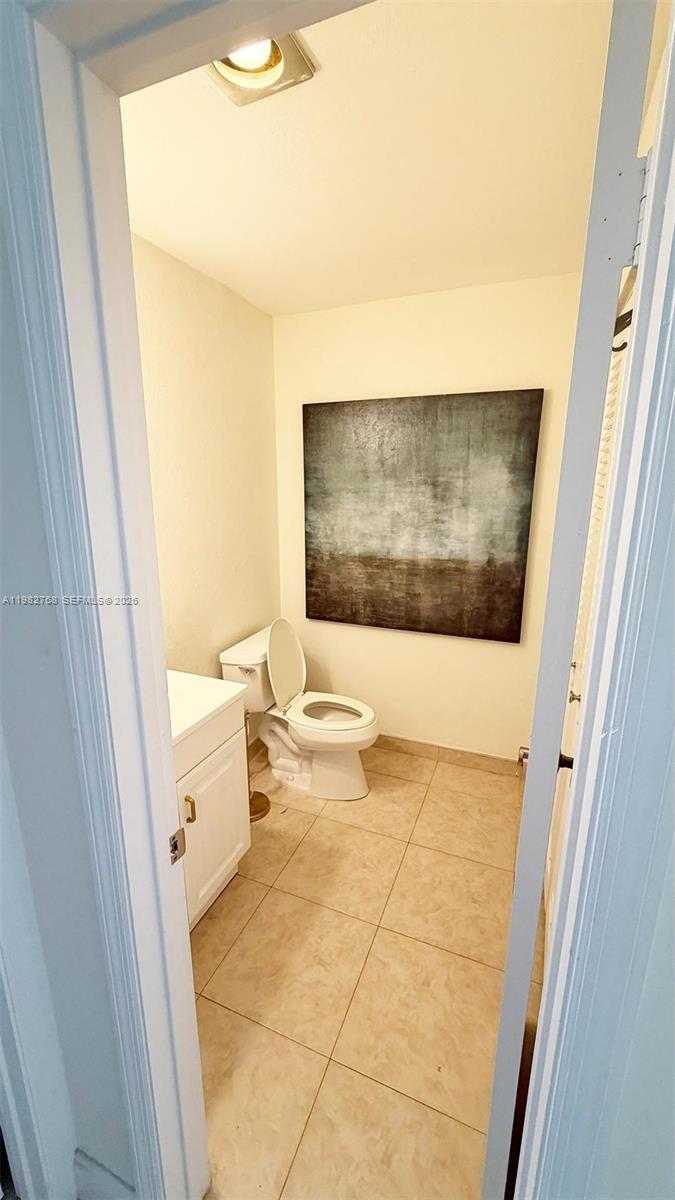 FAIRWAY CONDO - Residential