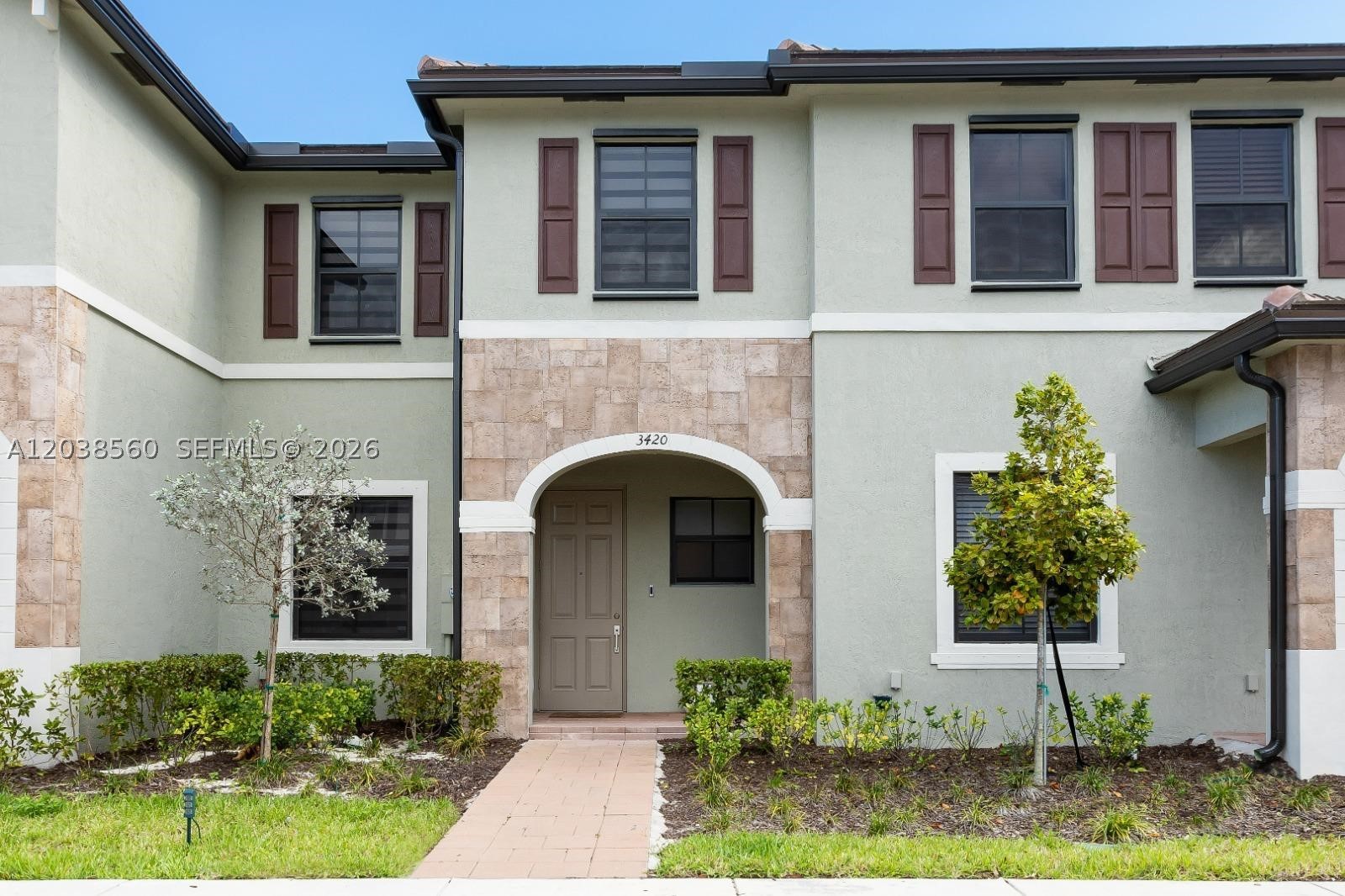 AQUABELLA NORTH - Residential