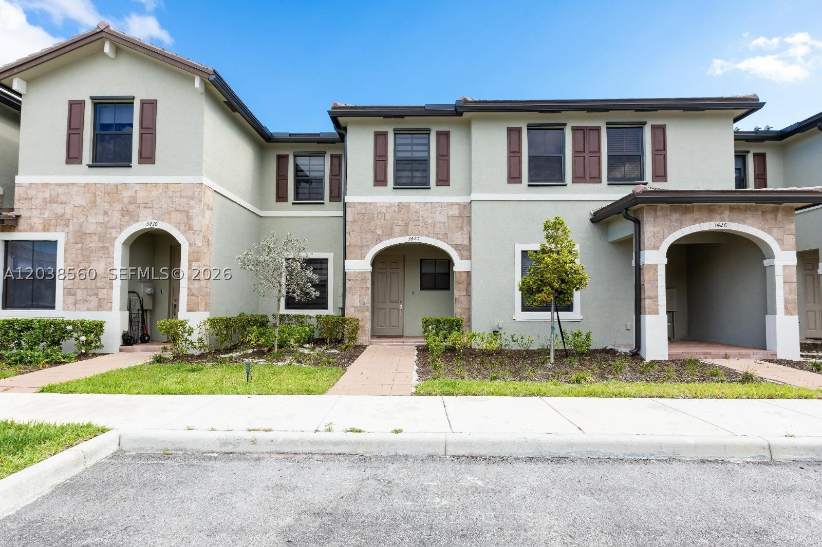 AQUABELLA NORTH - Residential