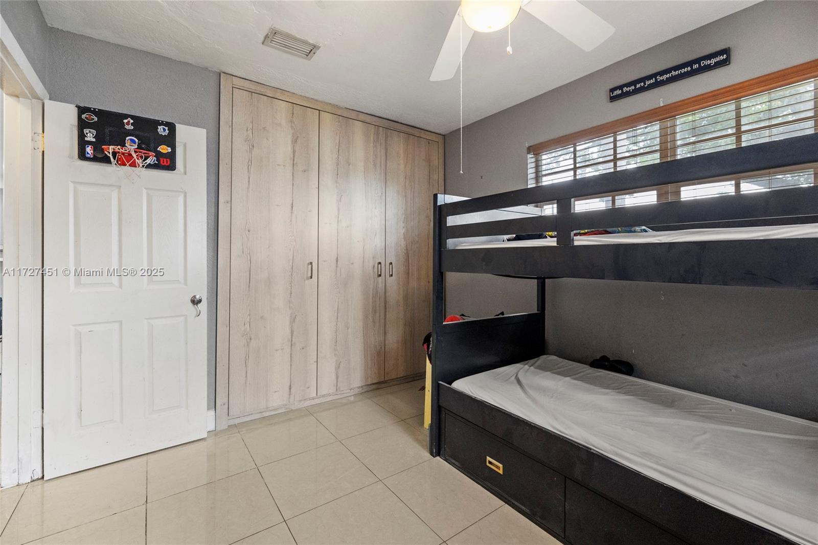 BOULEVARD HEIGHTS SEC TEN - Residential