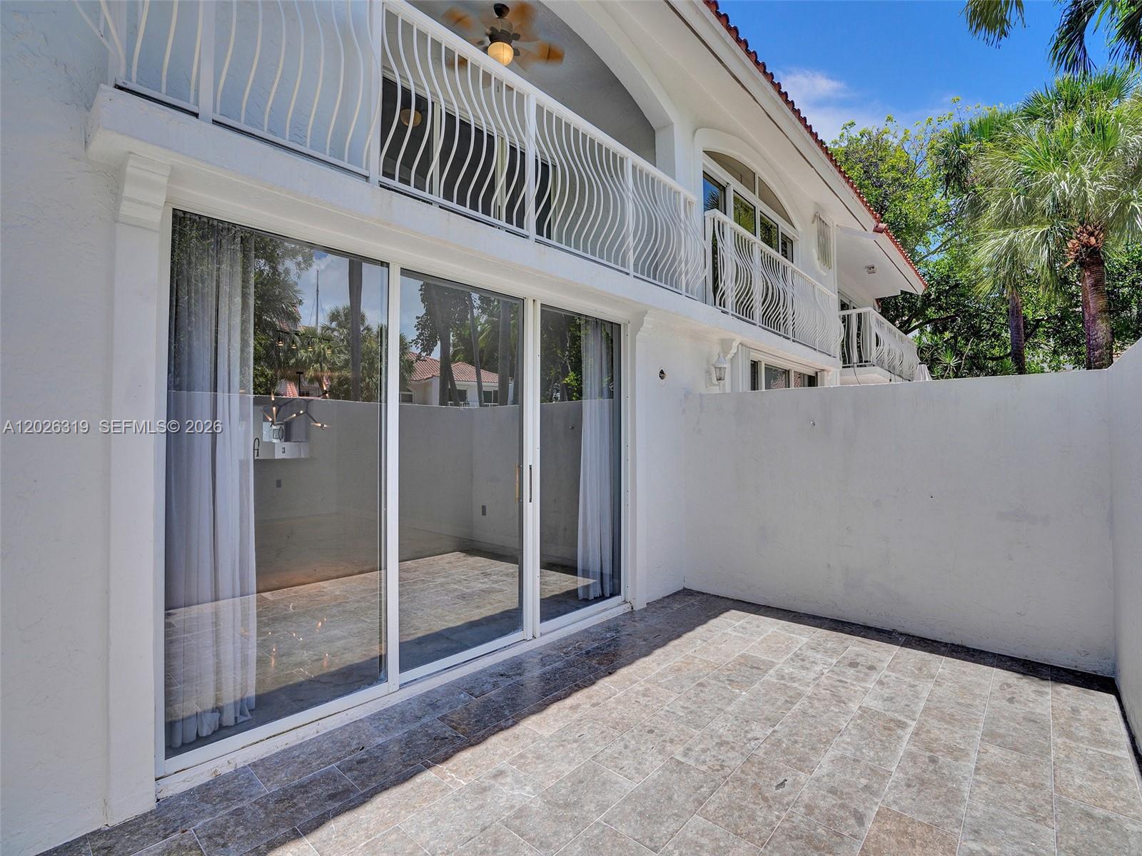 GOLDEN POINTE - Residential Lease