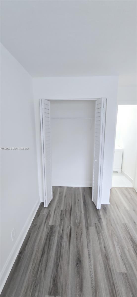 LYONS PARK FIRST ADD - Residential Lease