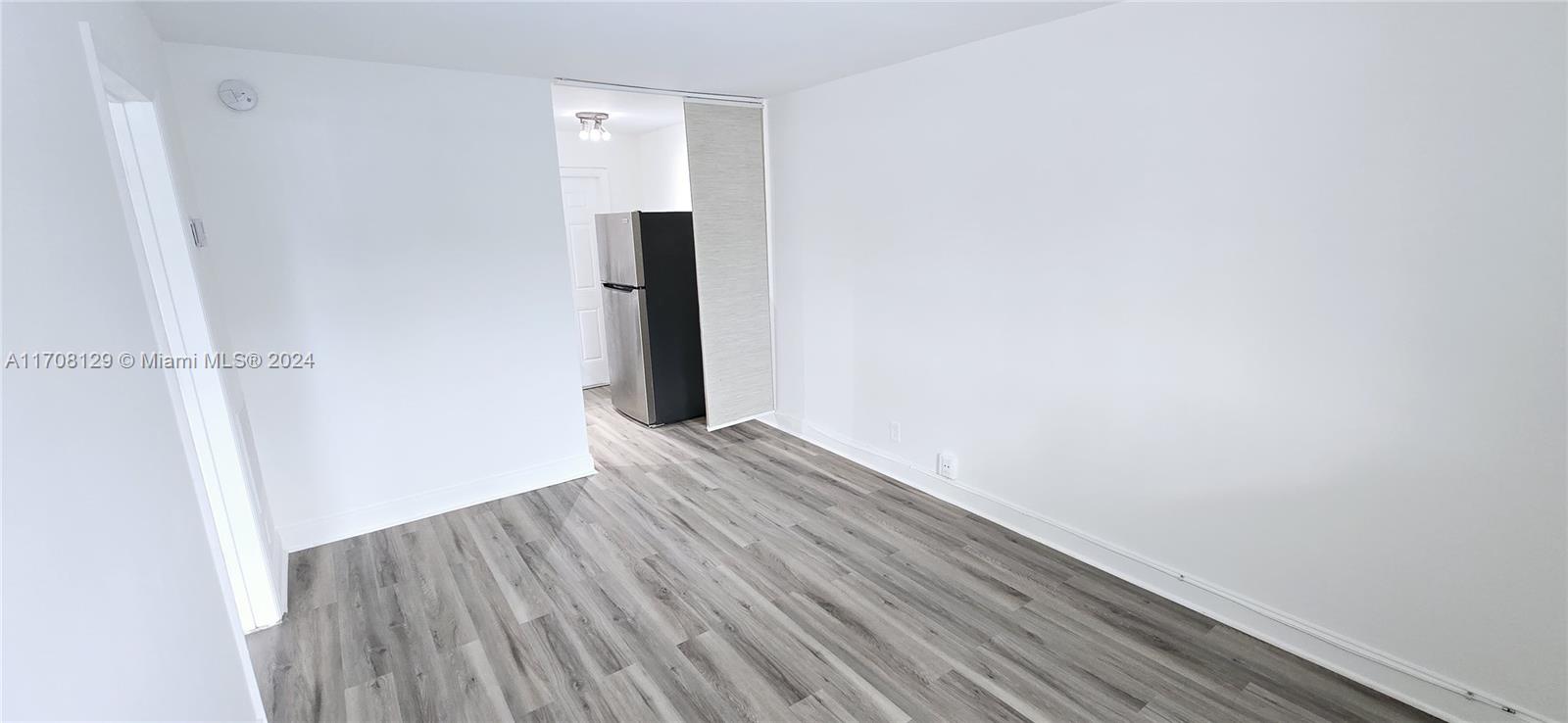 LYONS PARK FIRST ADD - Residential Lease