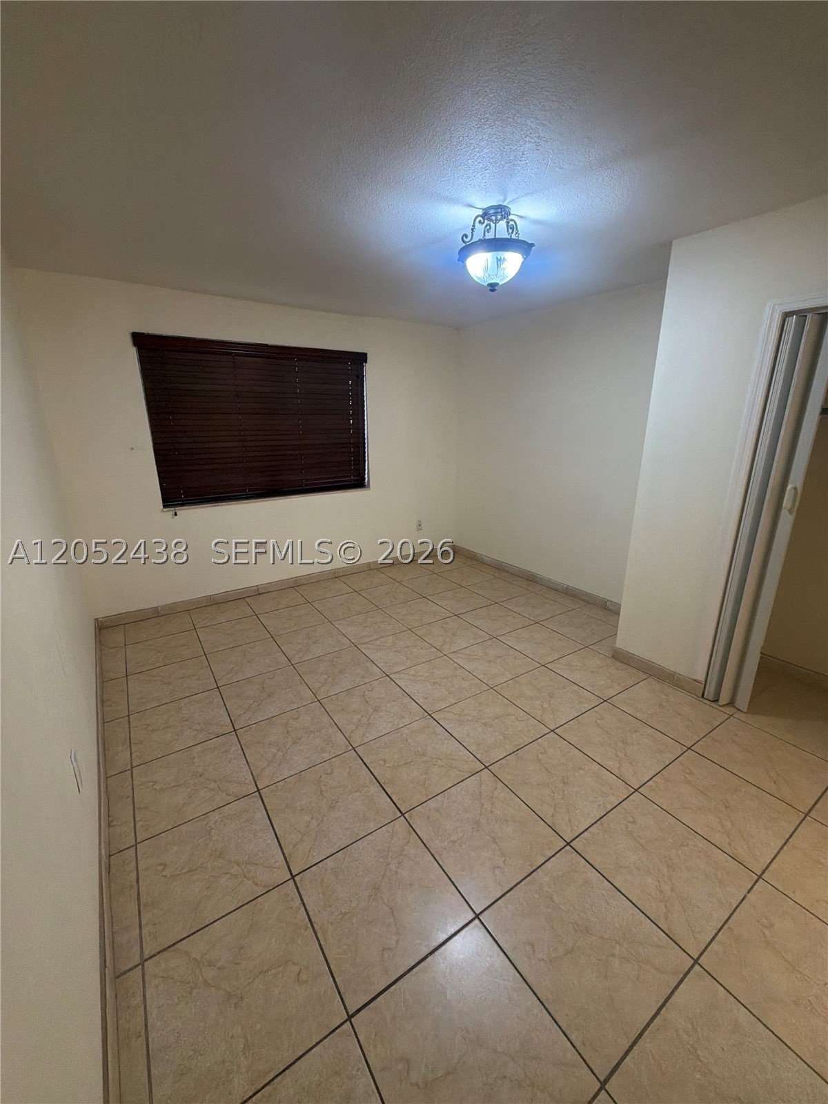 GARDEN LAKE TOWERS CONDO - Residential Lease