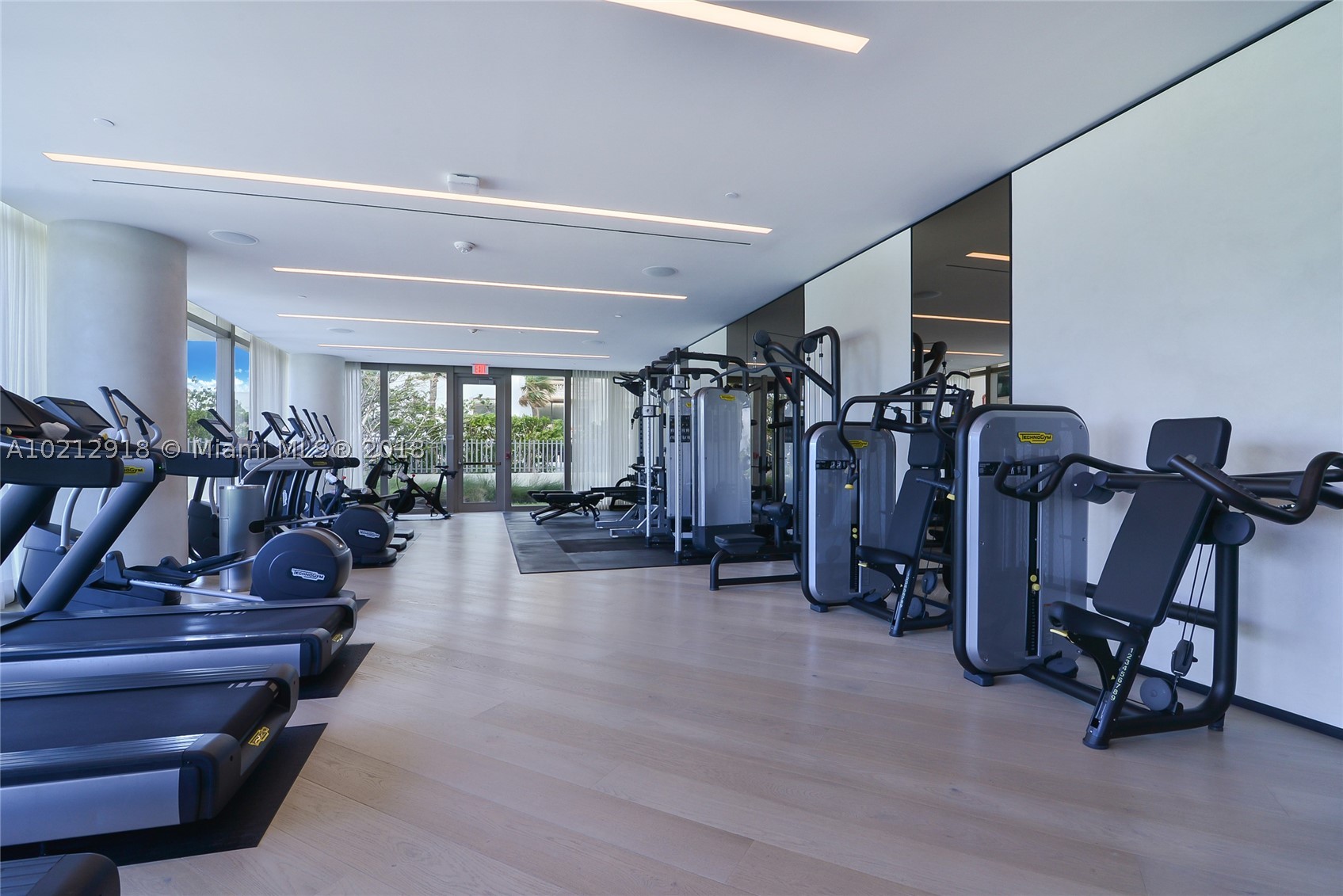 OCEANA BAL HARBOUR - Residential