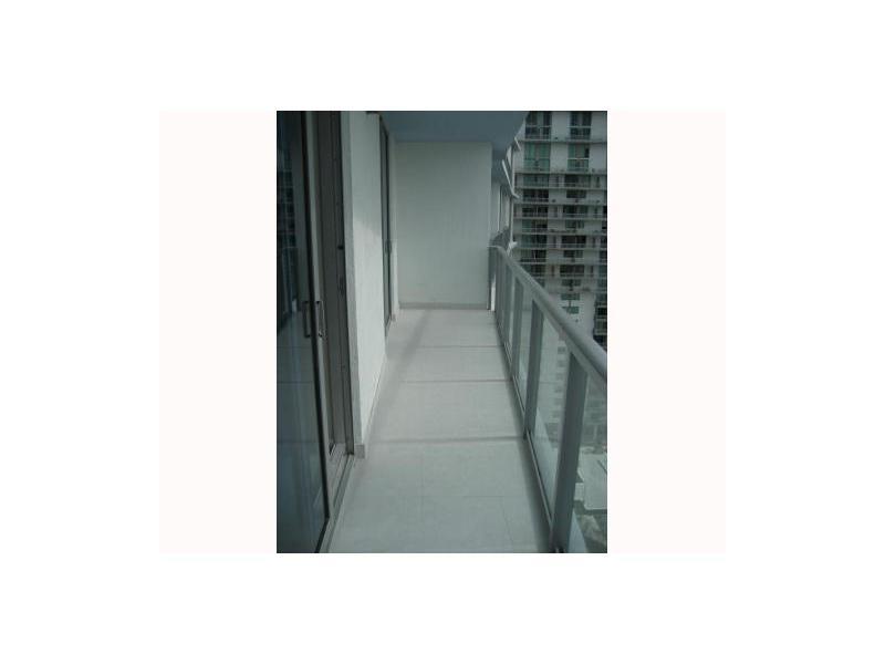 LATITUDE ON THE RIVER - Residential Lease